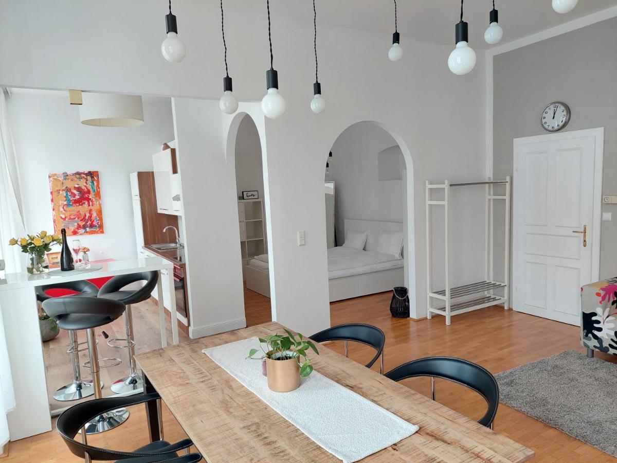 Vienna Charm Apartment Esterno foto